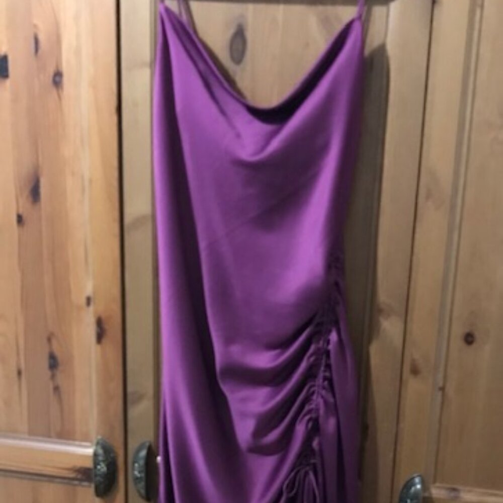 Long Satin effect straps Dress, size L, NEW